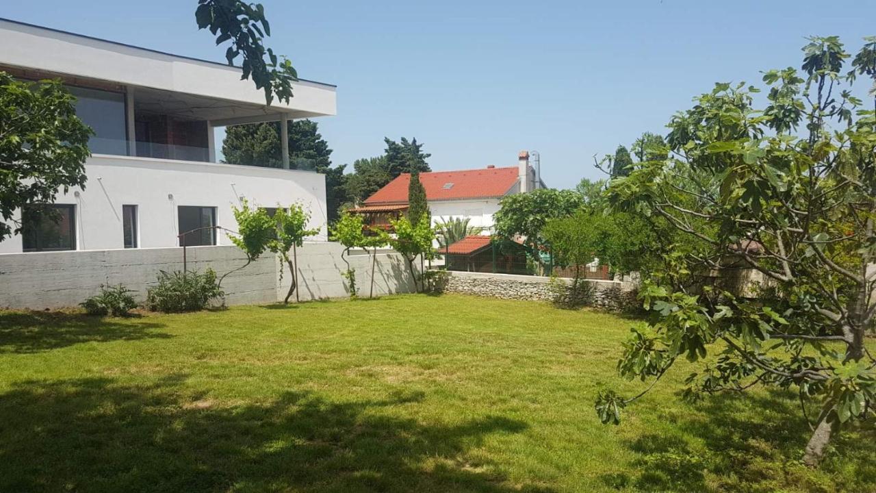 Apartment Sanja Premantura Bagian luar foto